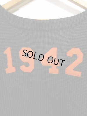 画像2: 40s 1942 ビンテージ ボートネック セーターフェルトワッペン