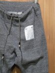 画像2: 半額SALE！！\13440→￥6720 ！ BIAS バイアス クロスジャガードプリント　ライトスウェットパンツ　CHARCOAL