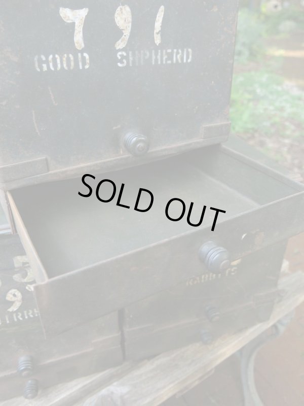 画像6: USA輸入 VINTAGE ビンテージ ステンシル メタル ロッカー GOOD SHPHERD