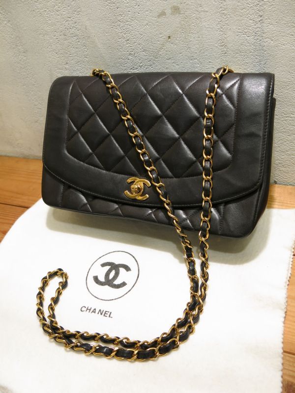 90s CHANEL シャネル マトラッセ ラムスキン