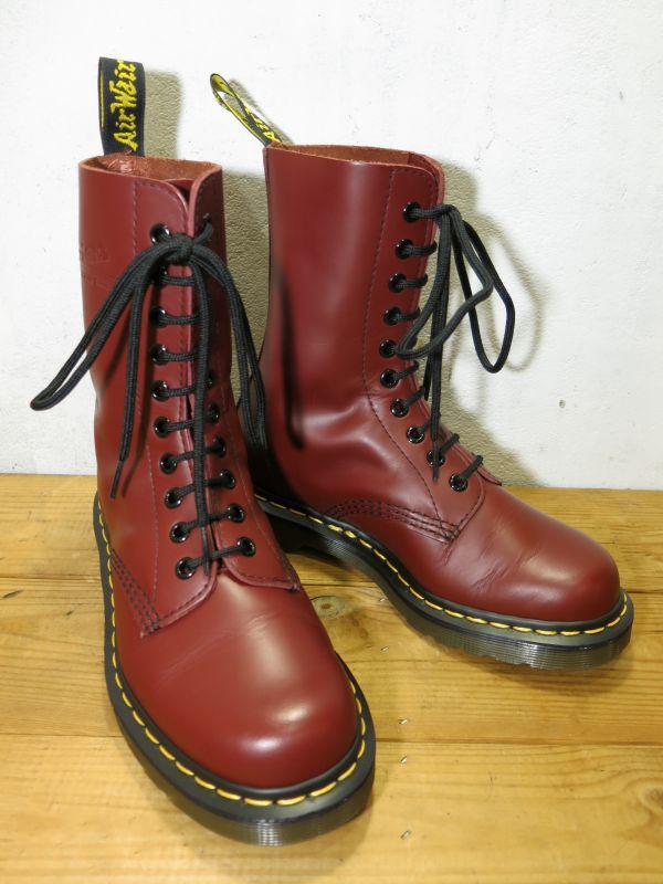 美品】Dr.Martensドクターマーチン 10ホール イエローステッチUK4-