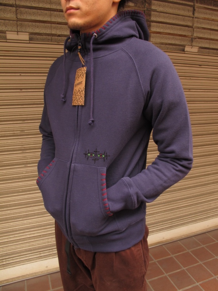 画像: 半額ＳＡＬＥ！定価￥１３６５０→￥６８２５！ELNEST E.C.A. HI-ZIP HOODIE 【NAVY】